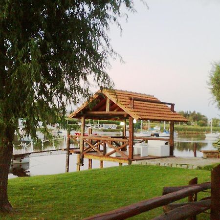 Cabañas Río Quequén Necochea Esterno foto